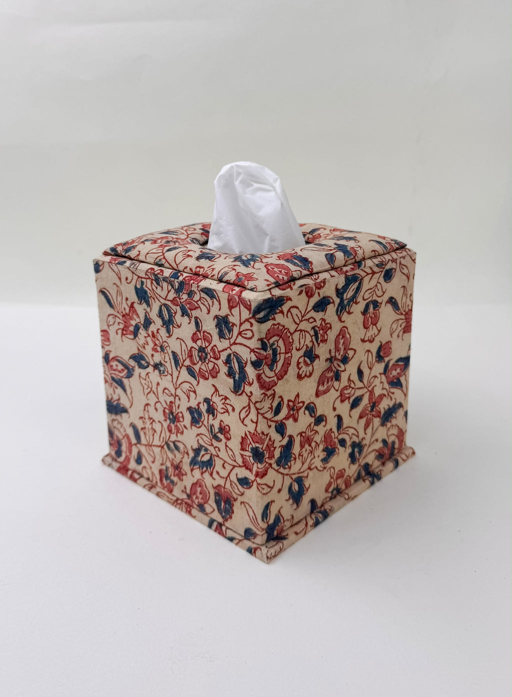 Kusuma Tissue Box